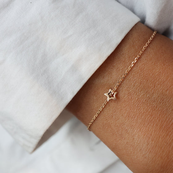 Le Lien Yellow Gold Star Charm