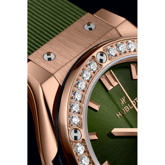 Classic Fusion King Gold Green Diamonds