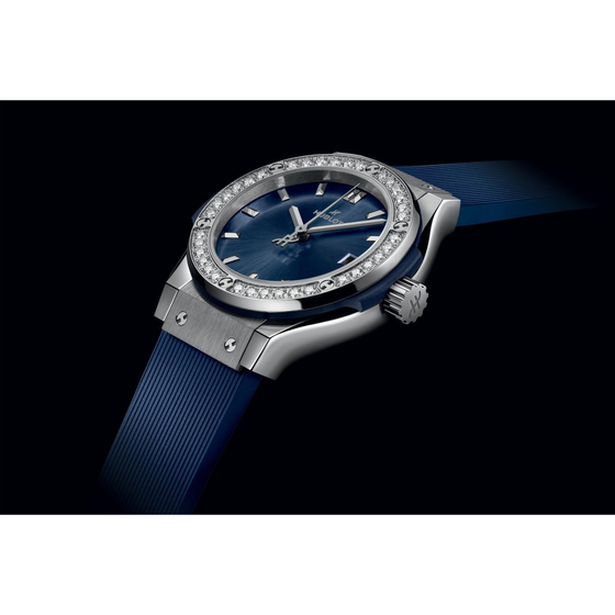 Classic Fusion Titanium Blue Diamonds