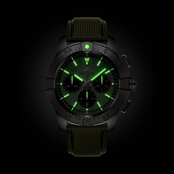 Avenger B01 Chronograph 44