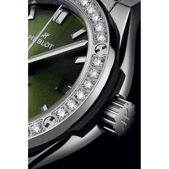 Classic Fusion Titanium Green Diamonds