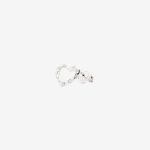  White Gold & White Diamond Heart Earring